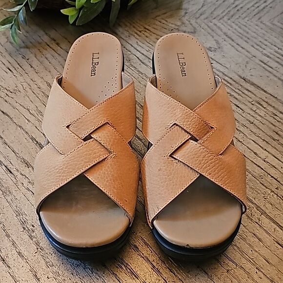 L.L. Bean tan leather sandals size 8 new condition - Picture 2 of 10